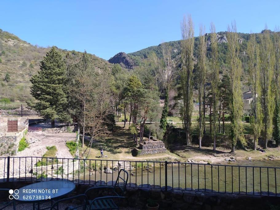 Casa Sobre Rio Noguera Pallaresa Gerri de la Sal ภายนอก รูปภาพ